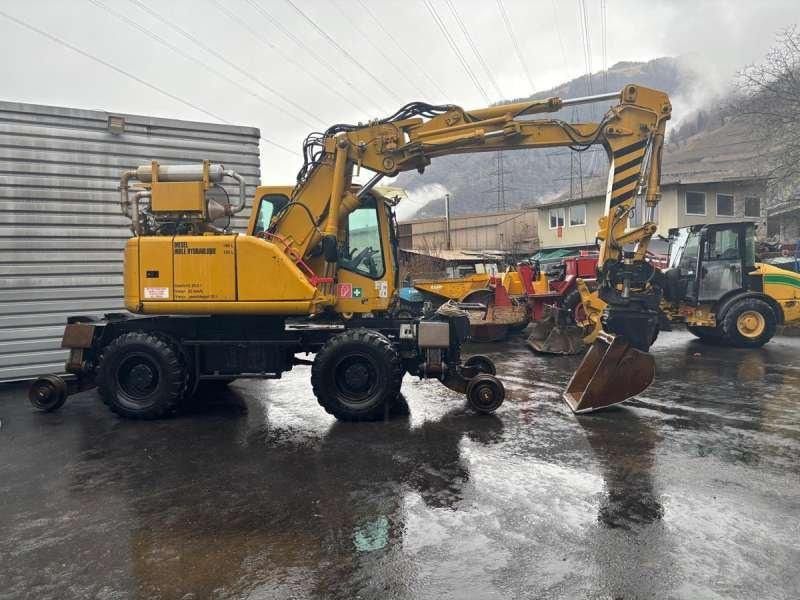 2001 Atlas 1404KZW wheel excavator, side view