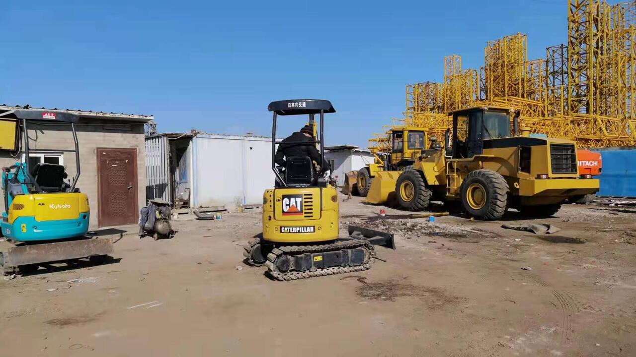 2018 Caterpillar 302EUR mini excavator, rear view 2018 Caterpillar 302EUR mini excavator, rear view