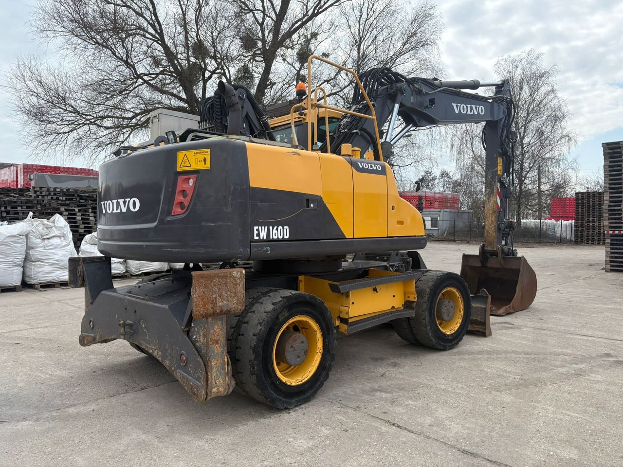 2013 Volvo EW160D demolition excavator, rear three-quarter view