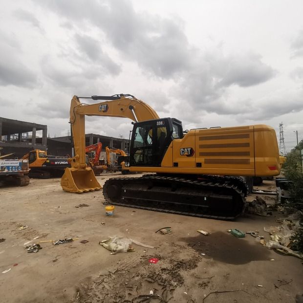 2020 Caterpillar 336 crawler excavator, side profile view 2020 Caterpillar 336 crawler excavator, side profile view