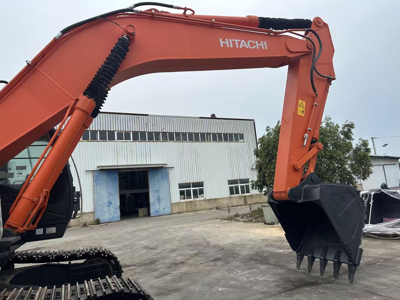 2024 Hitachi 350-5G crawler excavator boom and bucket view 2024 Hitachi 350-5G crawler excavator boom and bucket view