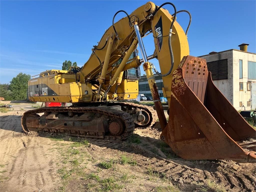 2005 Caterpillar 365BL FS excavator, side view 2005 Caterpillar 365BL FS excavator, side view