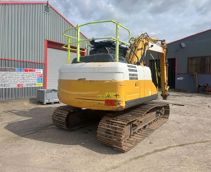 2021 Kobelco SK130LC-11 crawler excavator rear view 2021 Kobelco SK130LC-11 crawler excavator rear view