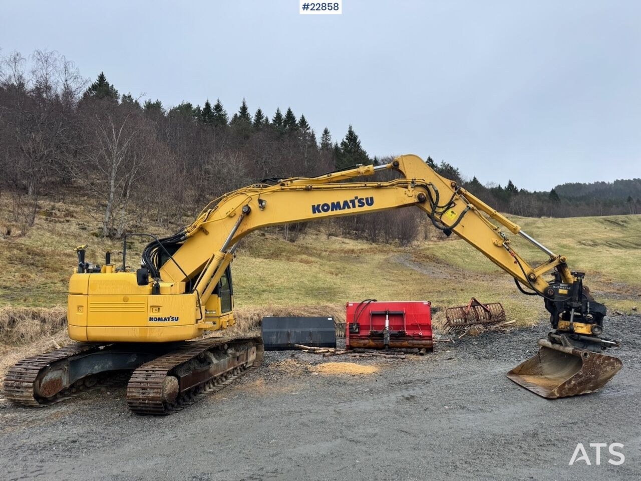 2011 Komatsu PC228USLC-8 crawler excavator side view