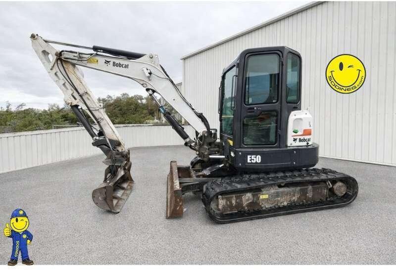 2015 Bobcat E50 mini excavator, side view 2015 Bobcat E50 mini excavator, side view