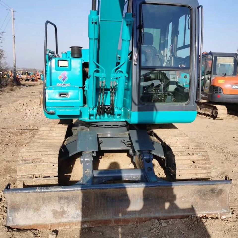 2024 Sunward SWE90E mini excavator front view 2024 Sunward SWE90E mini excavator front view