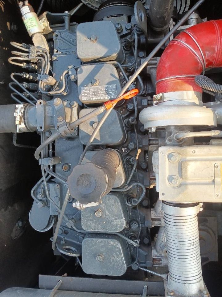 2024 Hyundai 220 crawler excavator engine compartment view 2024 Hyundai 220 crawler excavator engine compartment view