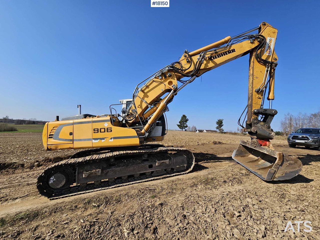 2012 Liebherr R906 crawler excavator side view