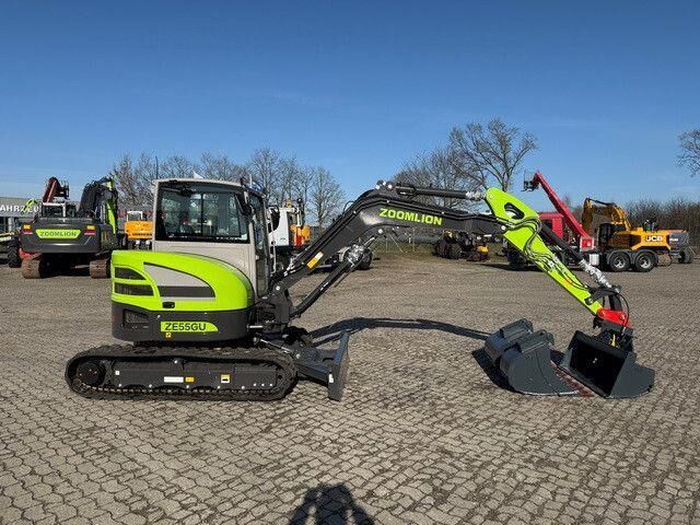 2025 Zoomlion ZE55GU mini excavator, side view 2025 Zoomlion ZE55GU mini excavator, side view
