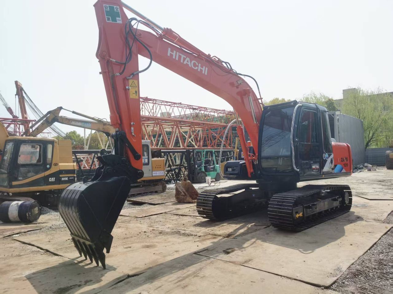 2016 Hitachi ZX120 crawler excavator, front three-quarter view