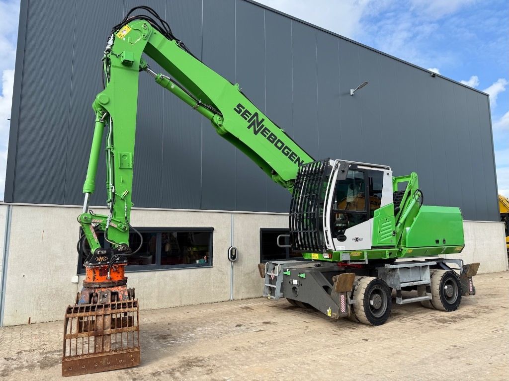 2019 Sennebogen 818M E material handler, side view 2019 Sennebogen 818M E material handler, side view