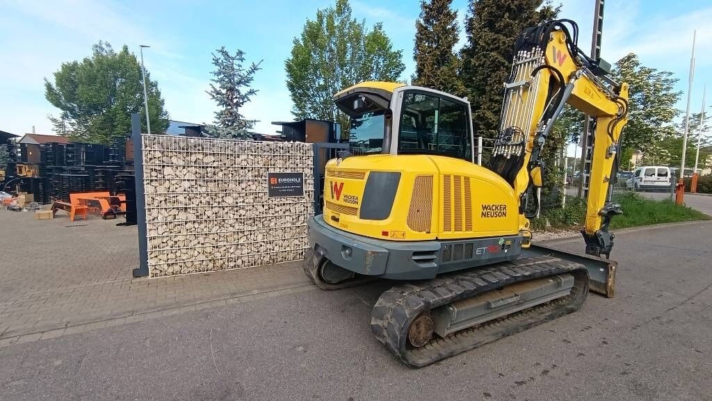 2021 Wacker Neuson ET90 mini excavator, rear three-quarter view 2021 Wacker Neuson ET90 mini excavator, rear three-quarter view