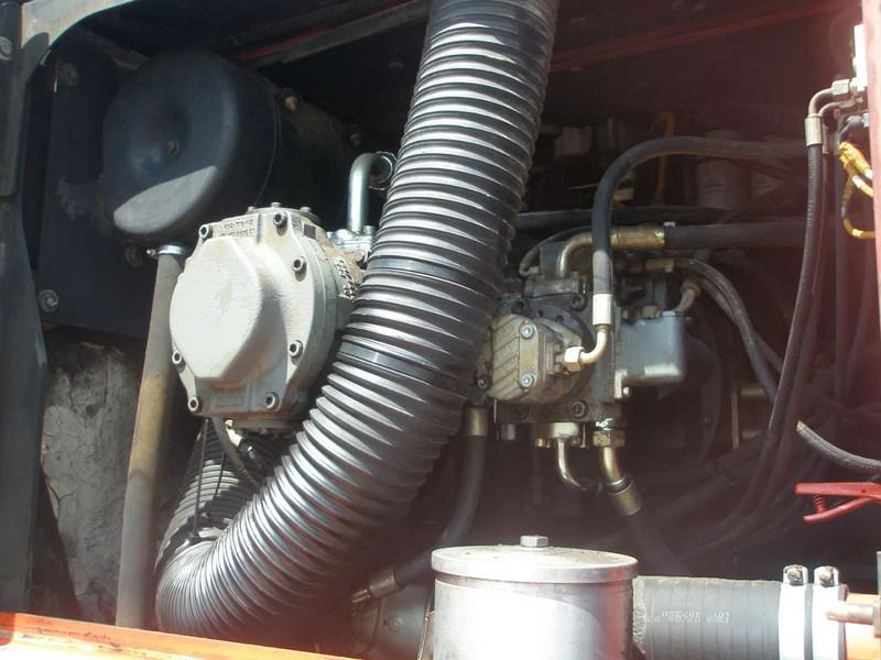 2005 Liebherr R944B HDV crawler excavator engine compartment detail