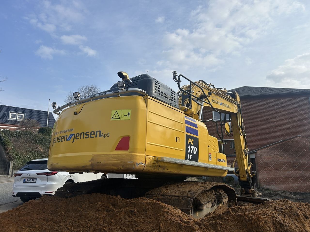 2023 Komatsu PC170LC-11EO crawler excavator, rear three-quarter view 2023 Komatsu PC170LC-11EO crawler excavator, rear three-quarter view