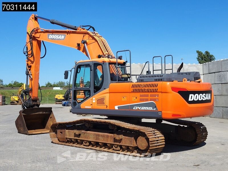 2016 Doosan DX255LC-5 crawler excavator, rear three-quarter view 2016 Doosan DX255LC-5 crawler excavator, rear three-quarter view