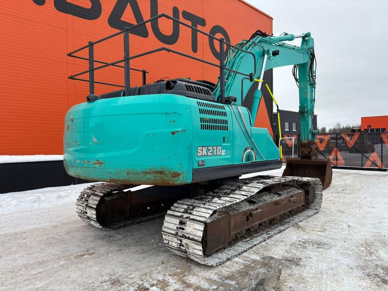 2018 Kobelco SK210LC-10 crawler excavator, rear three-quarter view