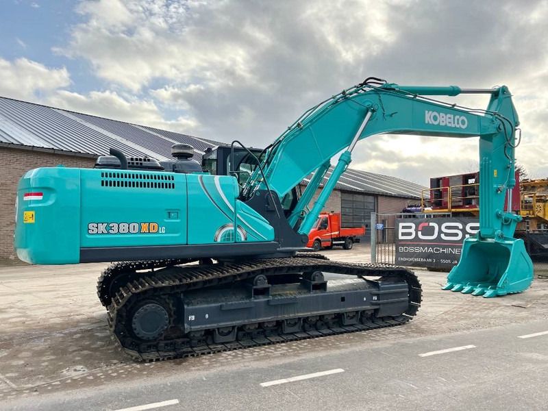 2025 Kobelco SK380XDLC-10 crawler excavator side view 2025 Kobelco SK380XDLC-10 crawler excavator side view
