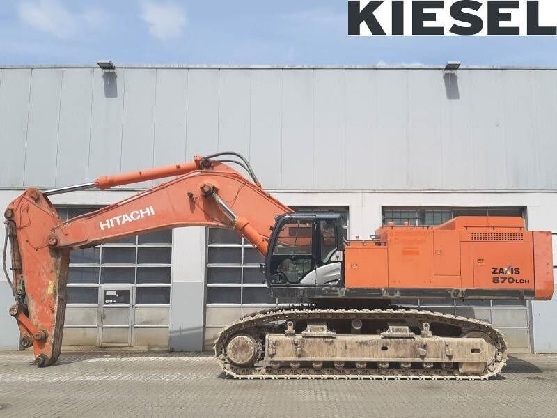 2012 Hitachi Zaxis 870LCH crawler excavator, side view 2012 Hitachi Zaxis 870LCH crawler excavator, side view