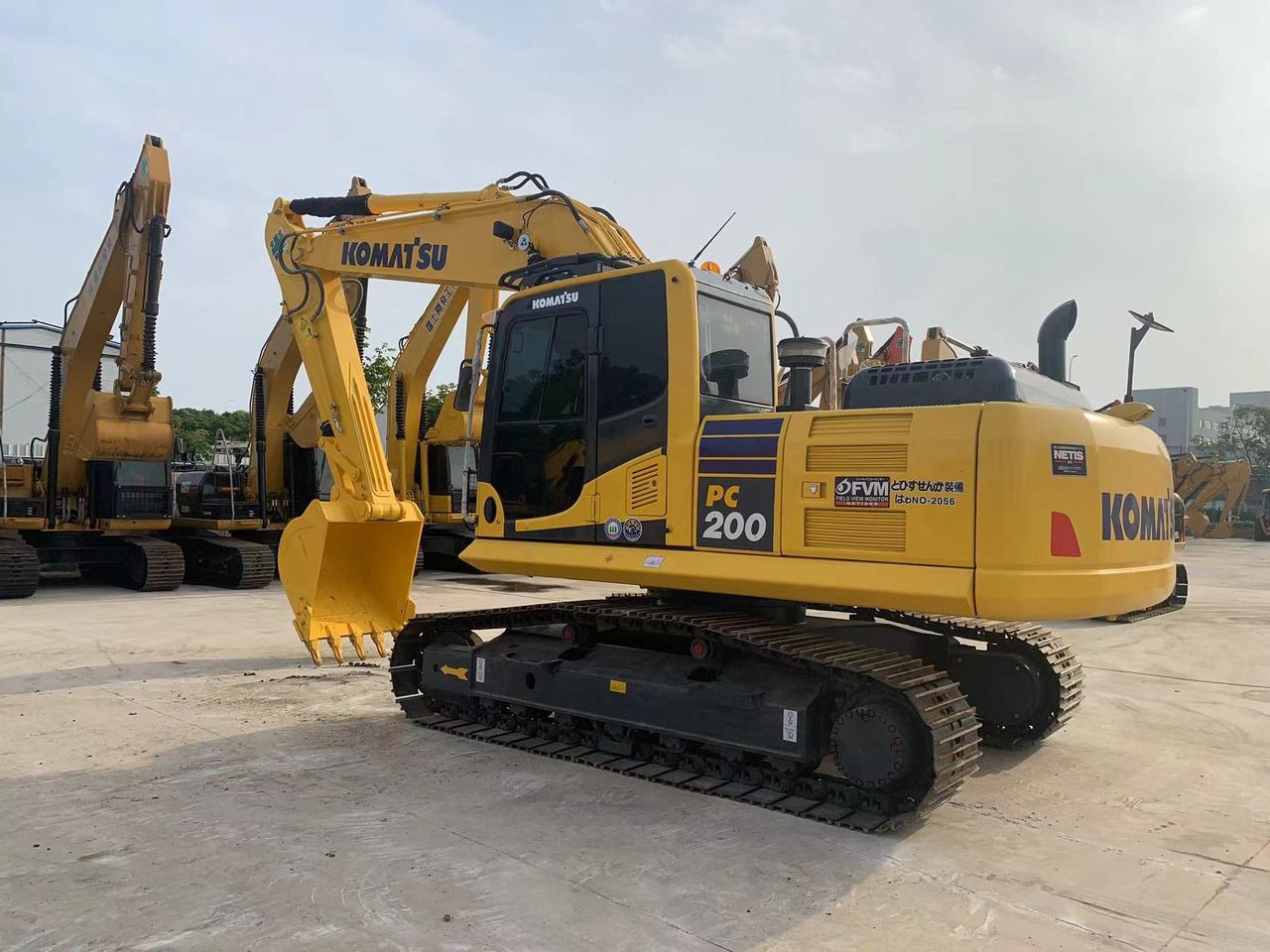 2023 Komatsu PC200-7 crawler excavator, side view 2023 Komatsu PC200-7 crawler excavator, side view