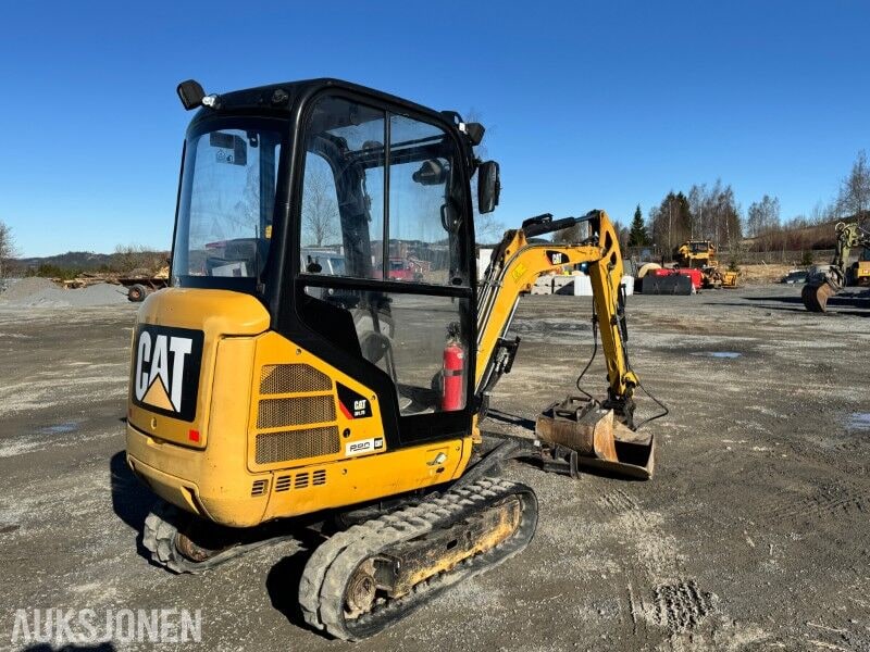 2017 Caterpillar 301.7D mini excavator, rear three-quarter view 2017 Caterpillar 301.7D mini excavator, rear three-quarter view