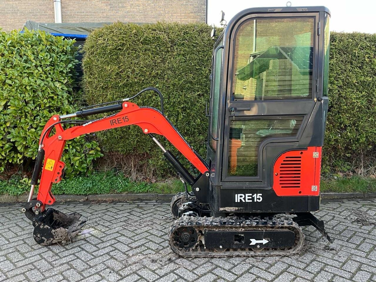 2025 IRE 15 mini excavator, side view 2025 IRE 15 mini excavator, side view