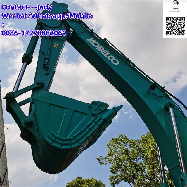 2019 Kobelco SD350 crawler excavator boom and bucket view