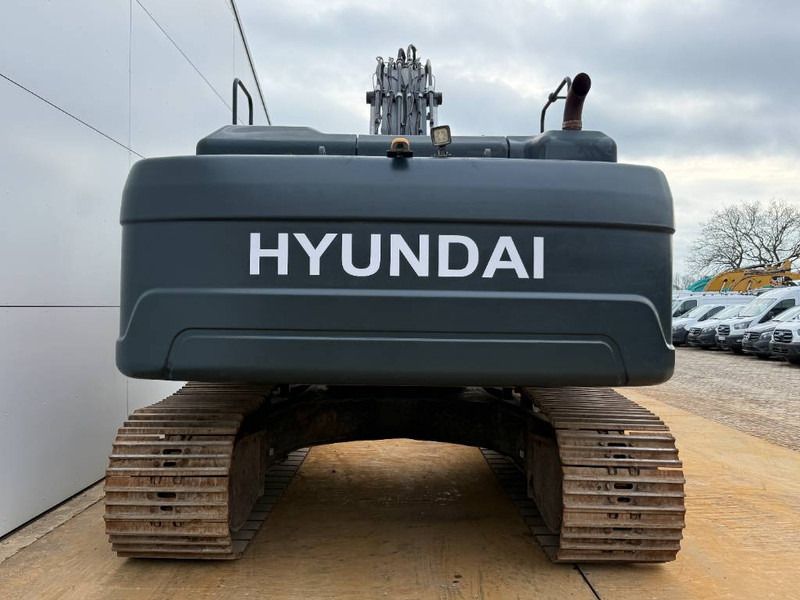 2022 Hyundai HX300AL crawler excavator, rear view 2022 Hyundai HX300AL crawler excavator, rear view
