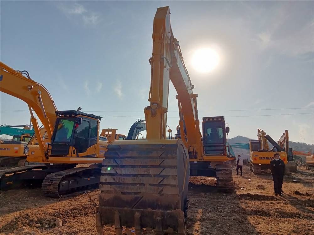 2024 Komatsu PC350-7 crawler excavator front view