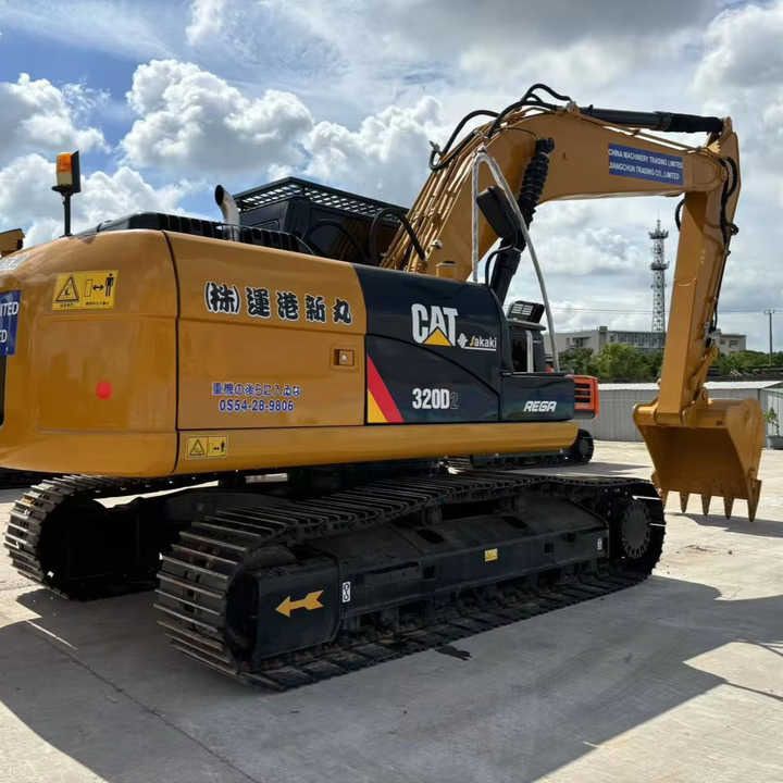 2024 Caterpillar 320D2 Raupenbagger, Ansicht von hinten dreiviertel