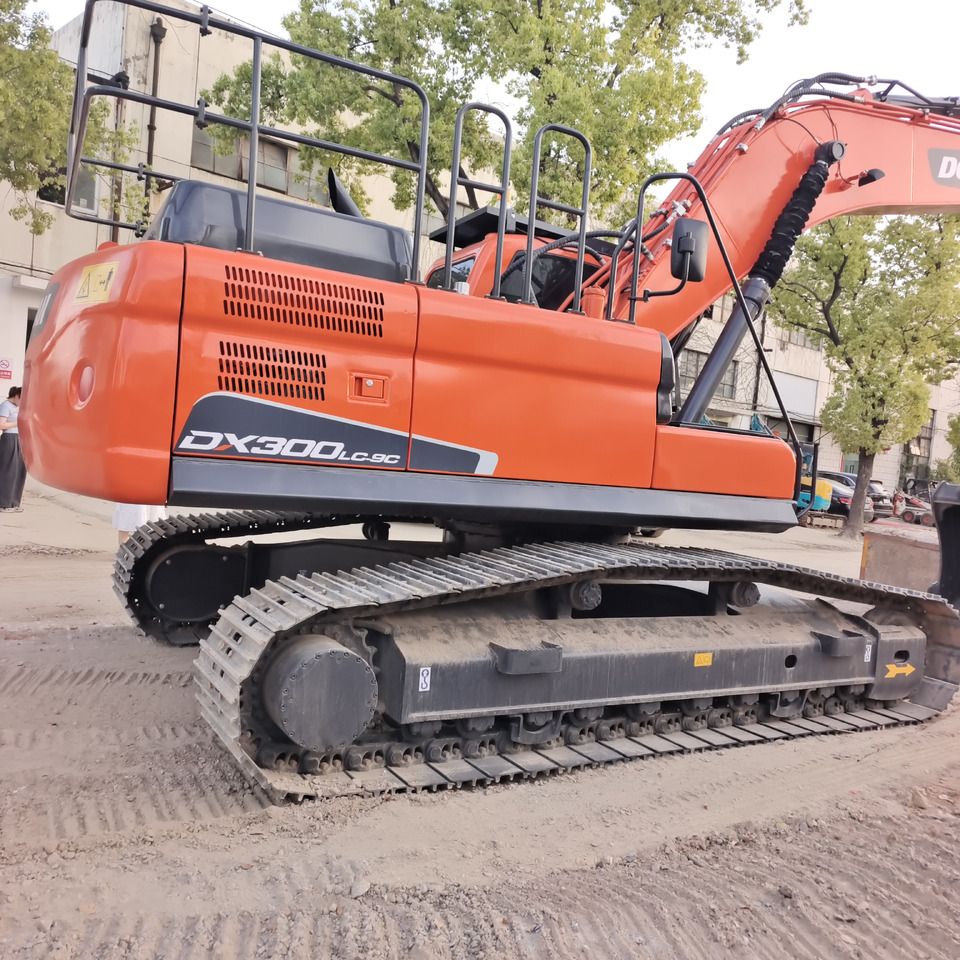 2024 Doosan DX300LC-9C crawler excavator side view