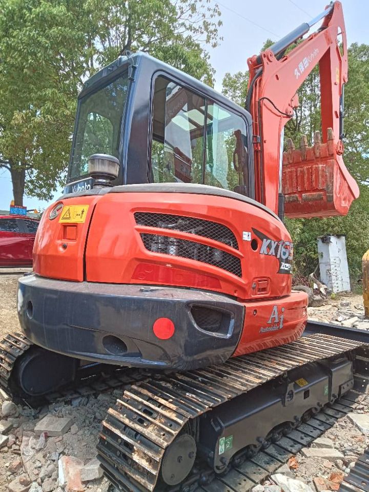 2022 Kubota KX165 crawler excavator, front three-quarter view 2022 Kubota KX165 crawler excavator, front three-quarter view