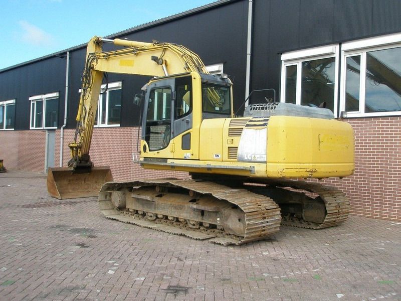 2008 Komatsu PC210LC-8 crawler excavator, side view 2008 Komatsu PC210LC-8 crawler excavator, side view