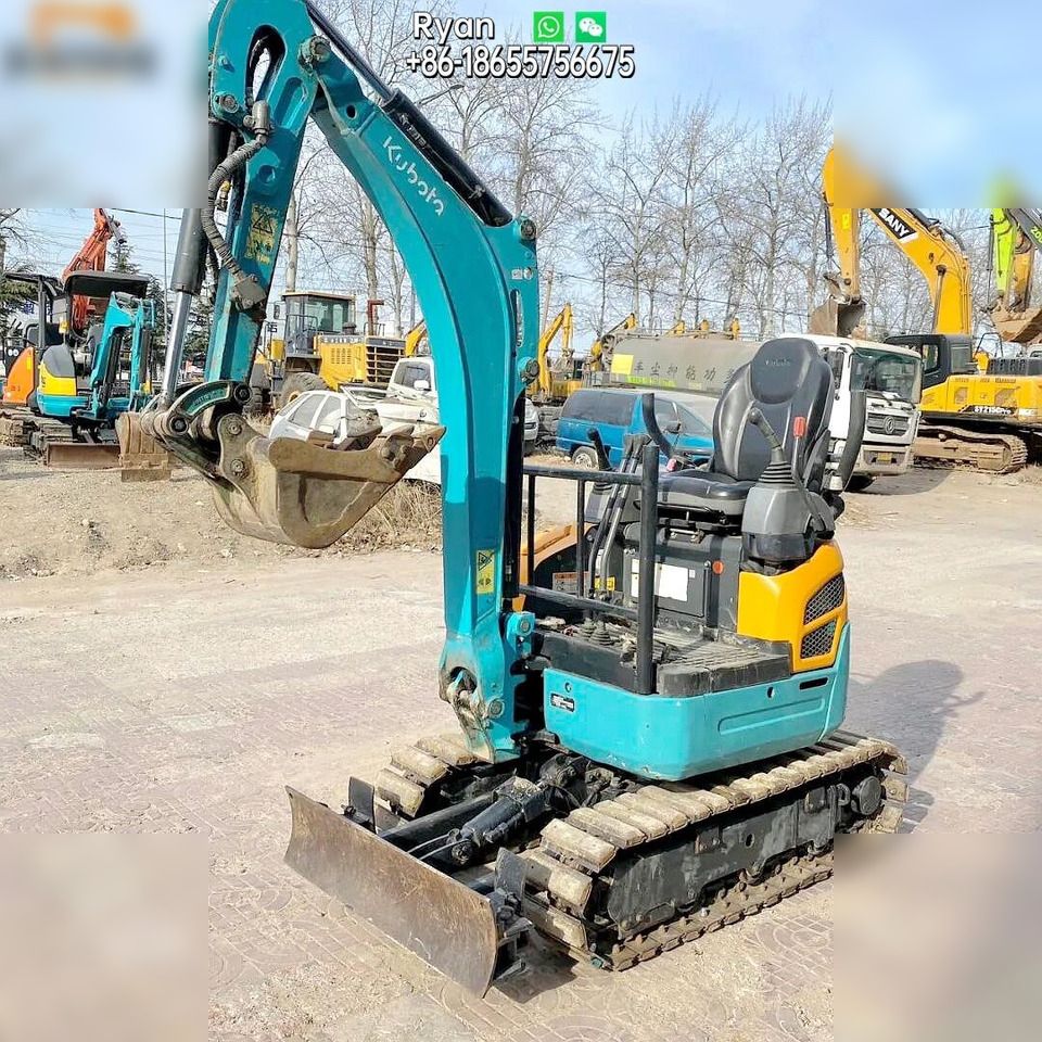2021 Kubota U17 mini excavator, front three-quarter view 2021 Kubota U17 mini excavator, front three-quarter view