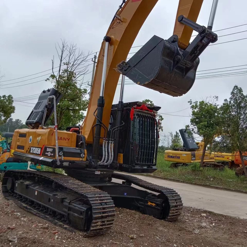 2019 Sany SY305H crawler excavator, side view 2019 Sany SY305H crawler excavator, side view