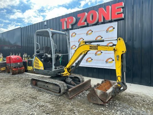 2015 Wacker Neuson ET24 mini excavator, side view