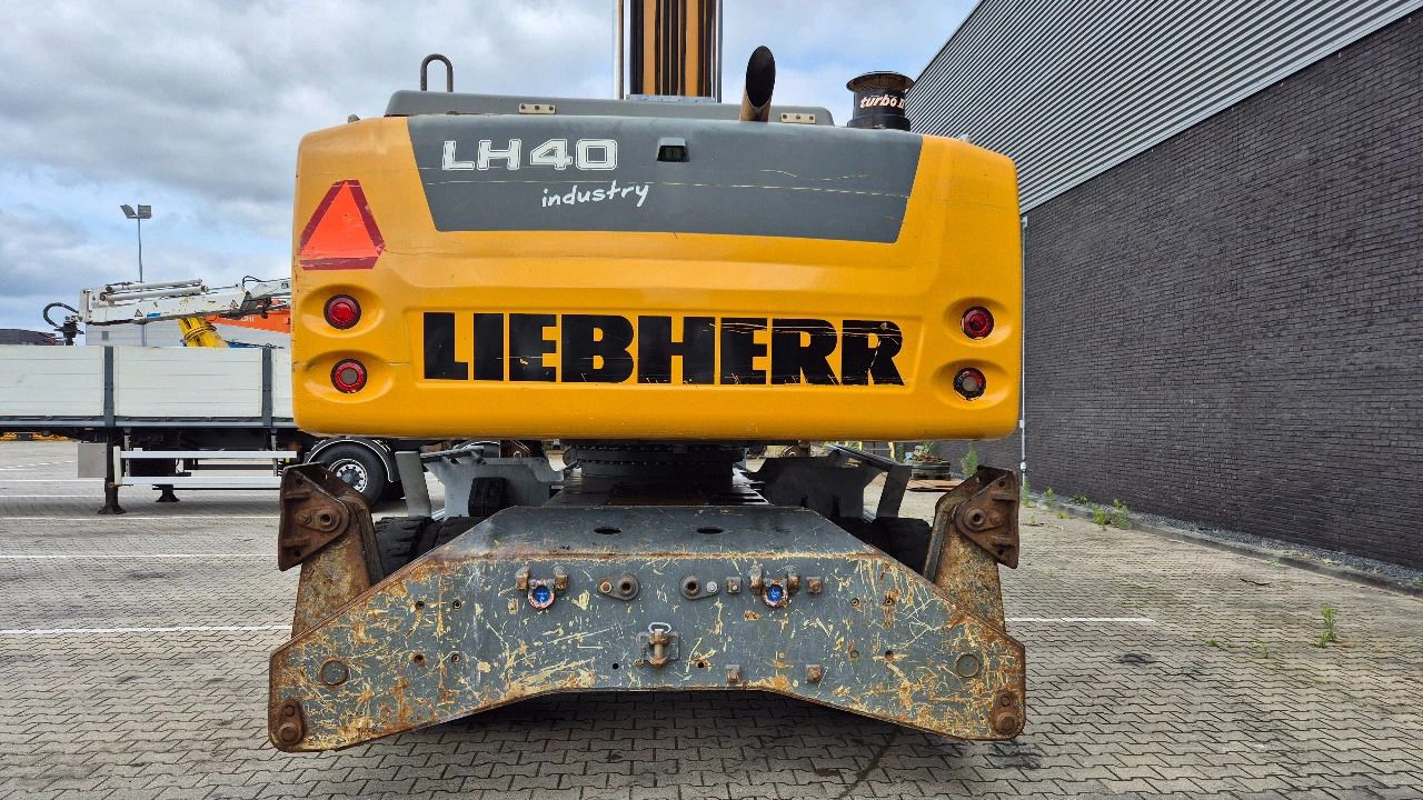 2017 Liebherr LH40 M material handler rear view