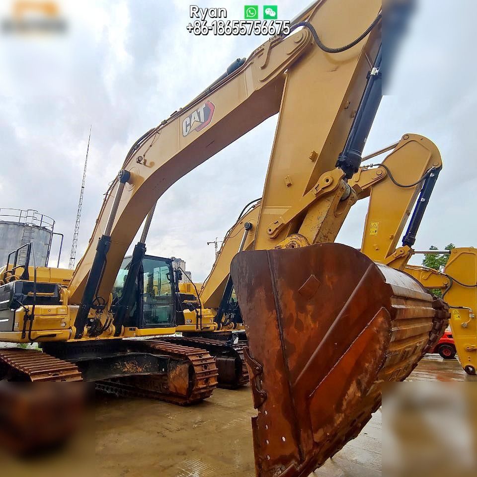2023 Caterpillar 352 crawler excavator, front three-quarter view 2023 Caterpillar 352 crawler excavator, front three-quarter view