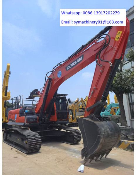 2024 Doosan DX300LC-9C crawler excavator, side view