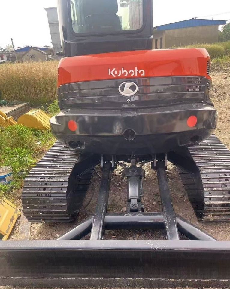 2025 Kubota 161 crawler excavator rear view 2025 Kubota 161 crawler excavator rear view