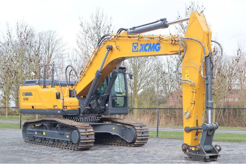 2023 XCMG XE380E crawler excavator, side view 2023 XCMG XE380E crawler excavator, side view