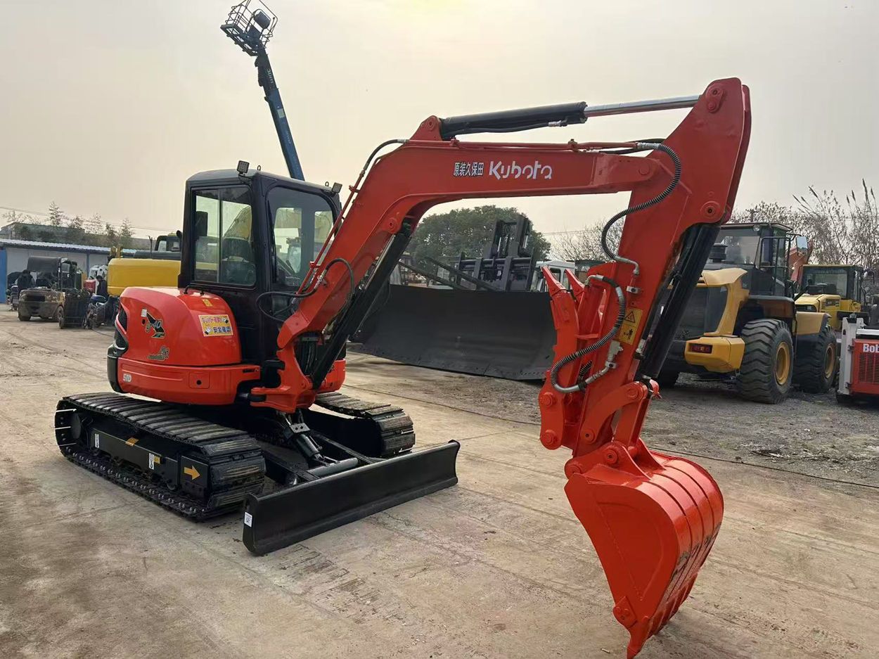 2023 Kubota U40 mini excavator, side profile view 2023 Kubota U40 mini excavator, side profile view