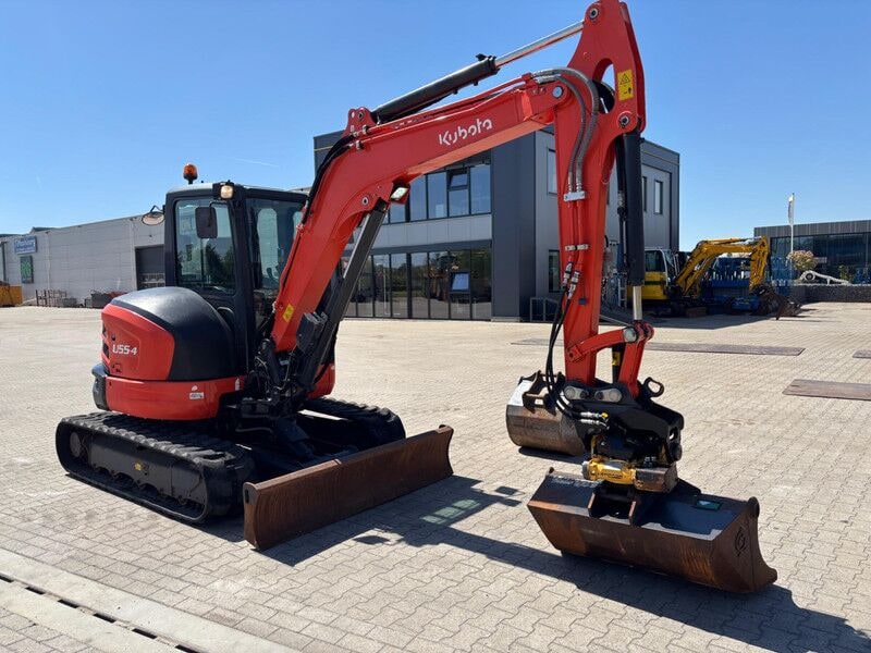 2020 Kubota U55-4 mini excavator, side view 2020 Kubota U55-4 mini excavator, side view