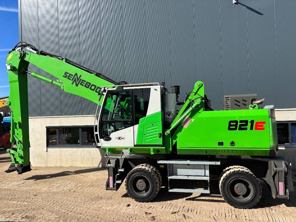 2021 Sennebogen 821M E material handler, side view