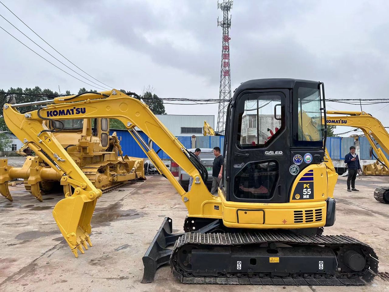 2024 Komatsu PC-55MR mini excavator side view 2024 Komatsu PC-55MR mini excavator side view