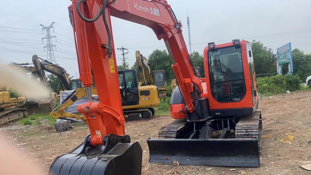 2021 Kubota KX185 mini excavator, front three-quarter view
