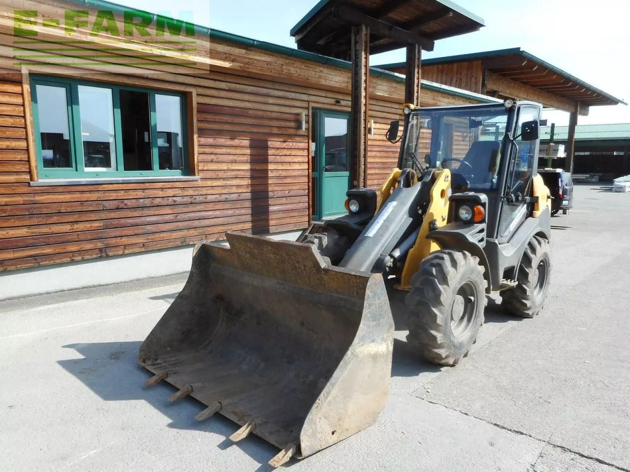 2015 Manitou AX850 wheel loader, front three-quarter view 2015 Manitou AX850 wheel loader, front three-quarter view