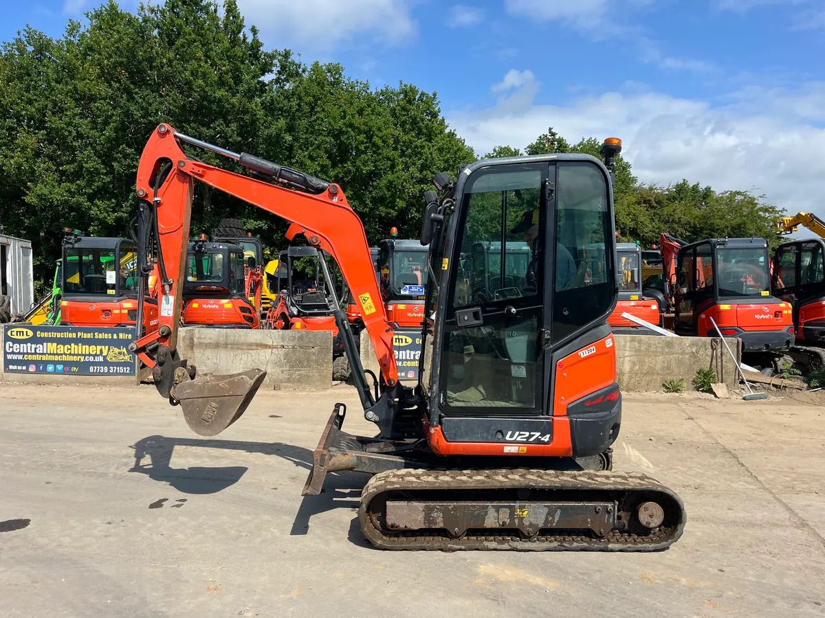2018 Kubota U27-4 mini excavator, side view 2018 Kubota U27-4 mini excavator, side view