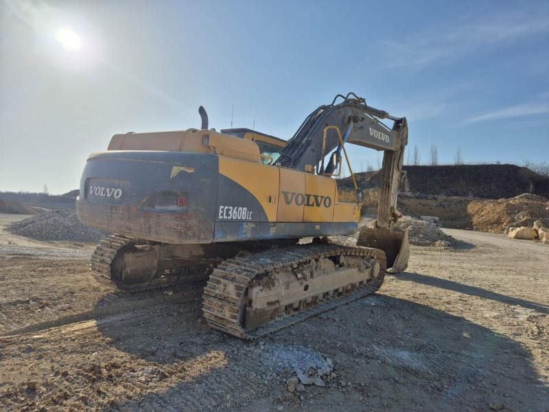 2007 Volvo EC360BLC crawler excavator, rear three-quarter view 2007 Volvo EC360BLC crawler excavator, rear three-quarter view