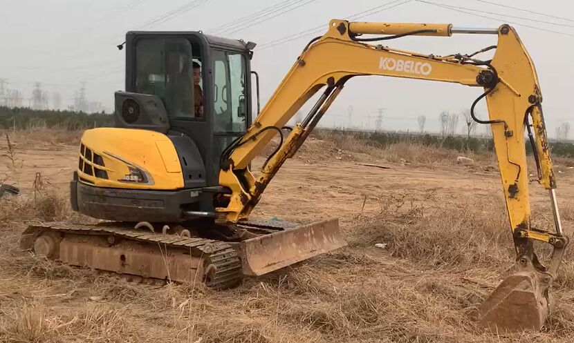 2024 Kobelco SK55SR excavator side view 2024 Kobelco SK55SR excavator side view