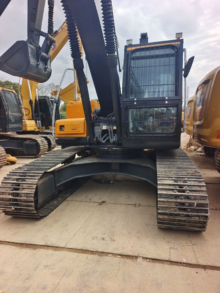 2024 Hyundai HX220HD crawler excavator front view